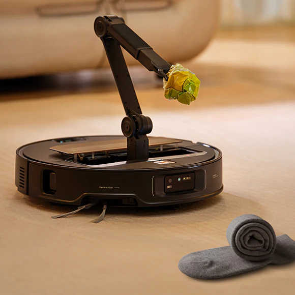 Roborock Robot Vacuum w/ Arm